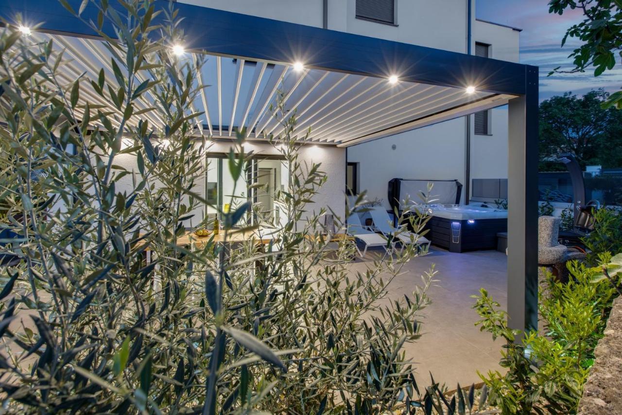 Apartma Skubic Duhljica 万塔西西 外观 照片
