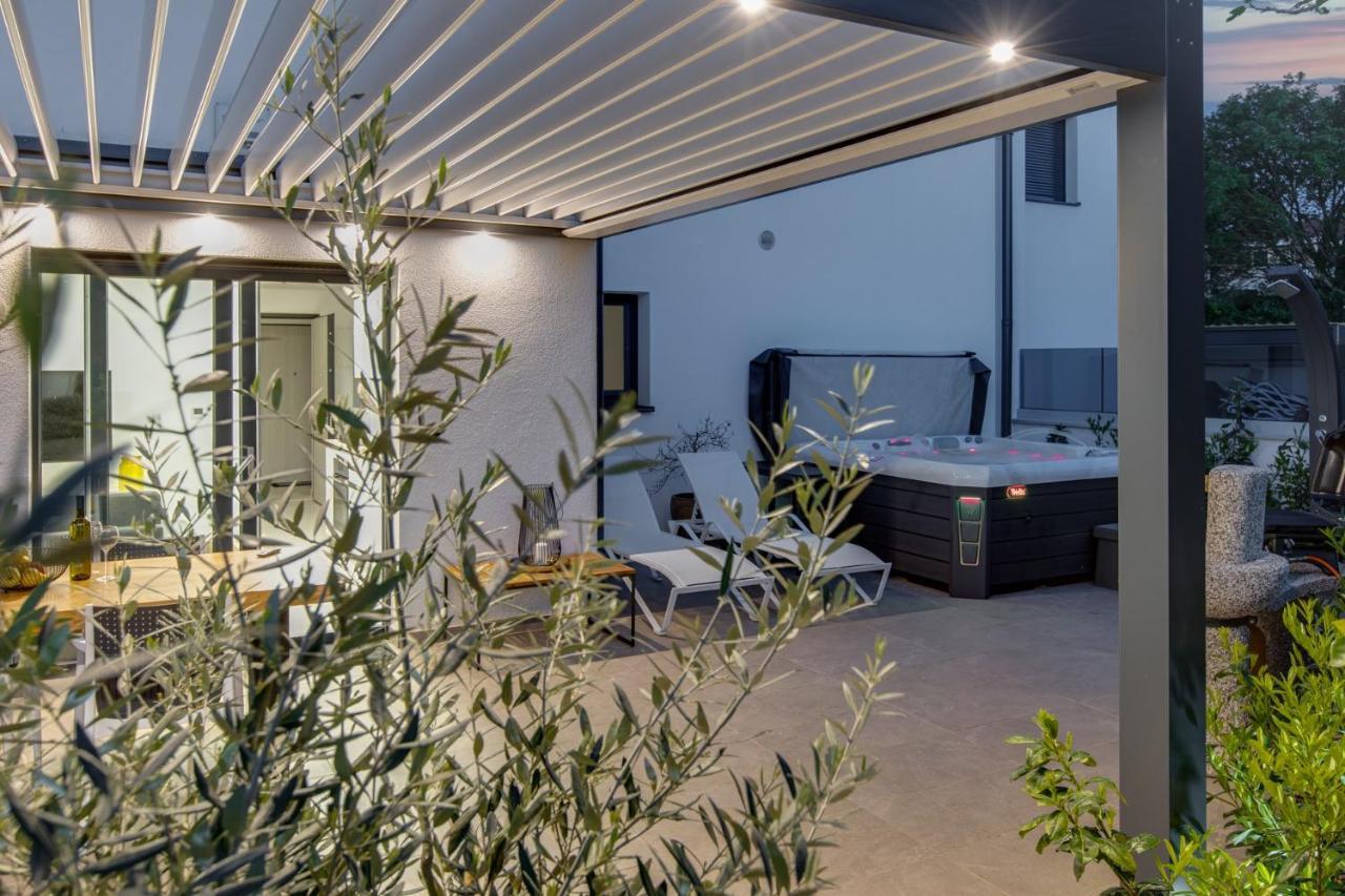 Apartma Skubic Duhljica 万塔西西 外观 照片